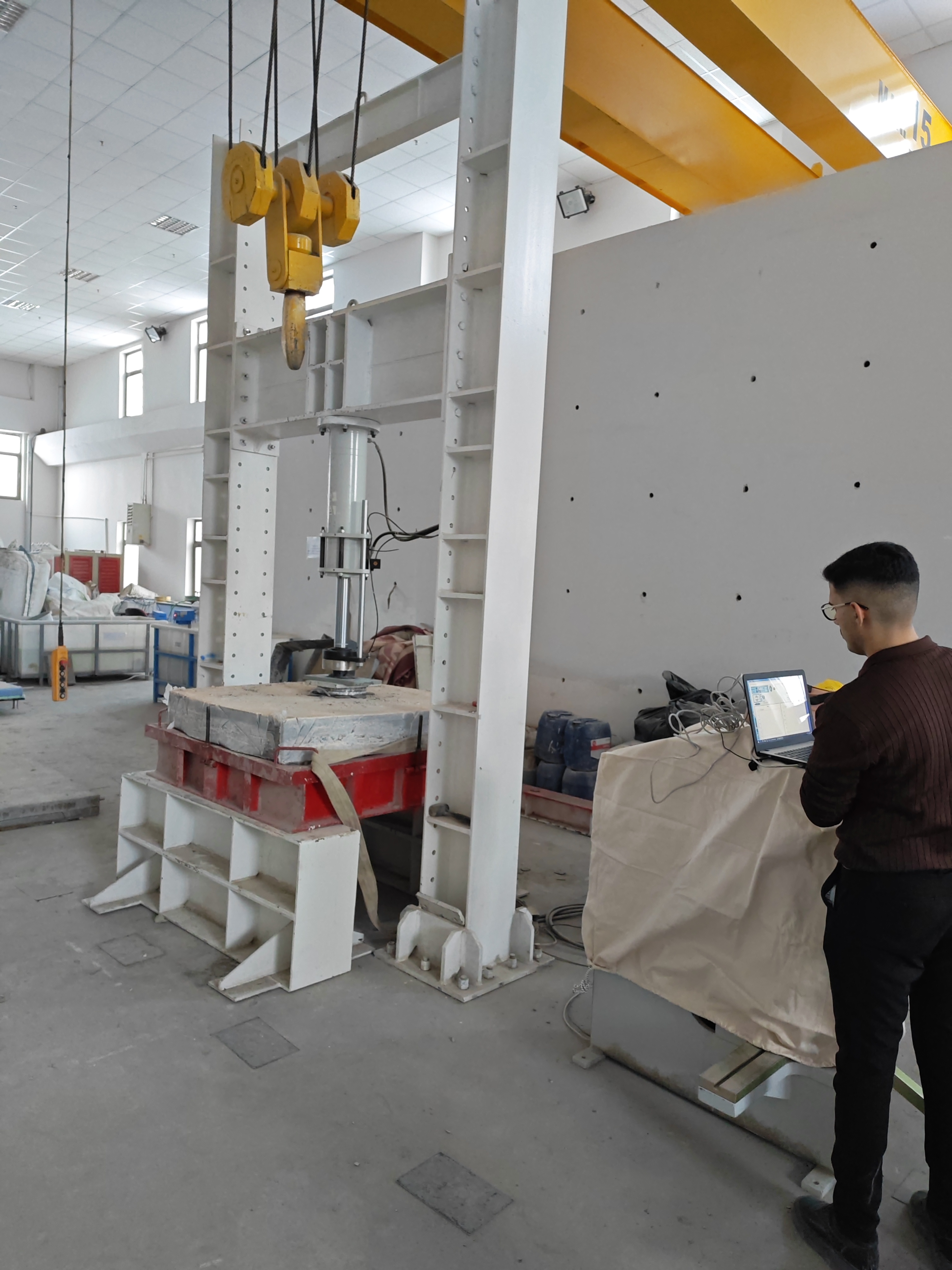 Yeşil Beton Yol Dayanım Testi